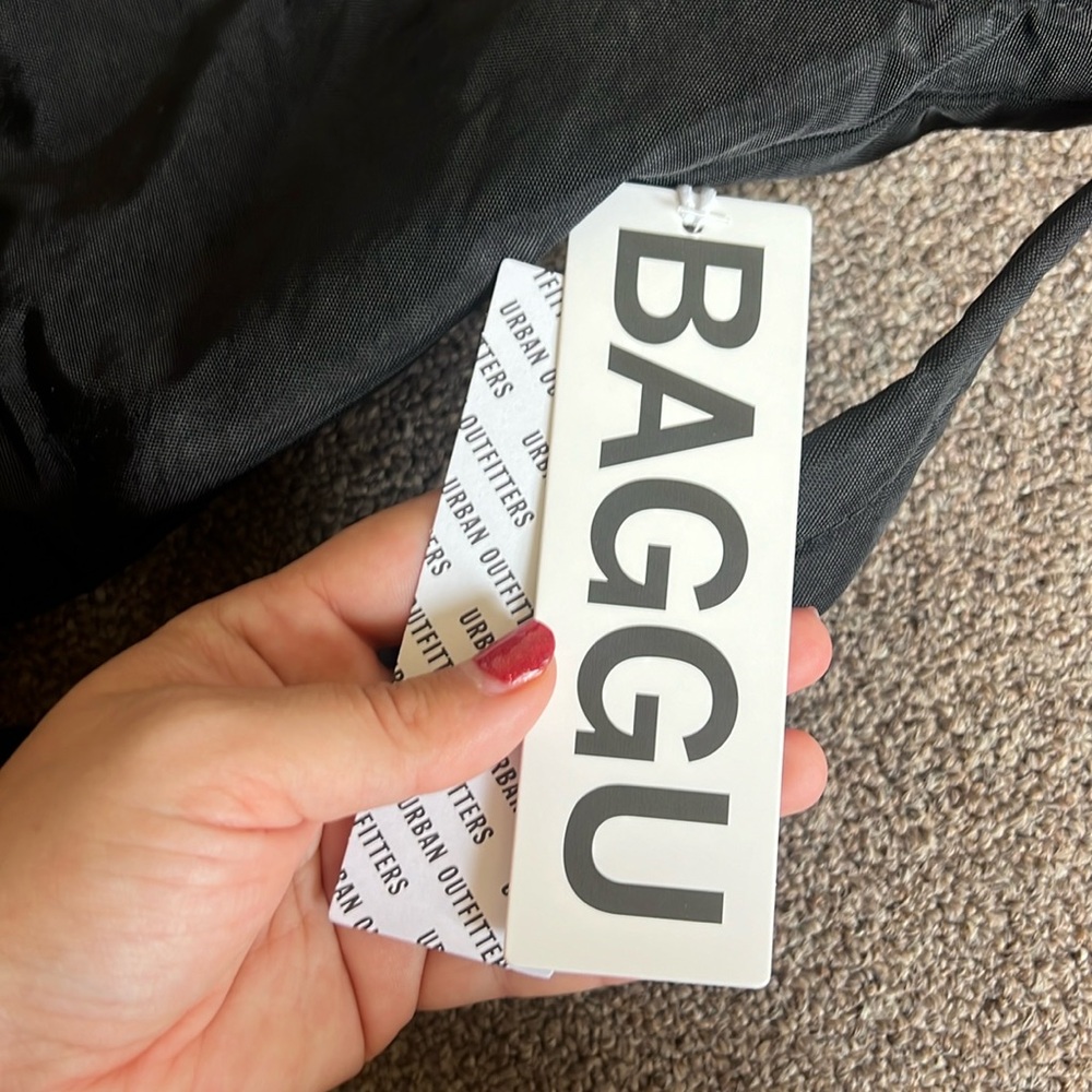 BAGGU Exclusive Rosette Small Nylon Sling Bag NWT - Picture 6 of 8